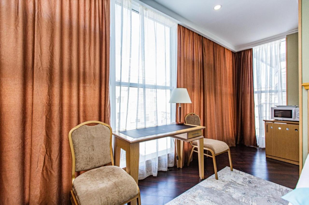 Shera Park Boutique Hotel Almaty Exterior photo